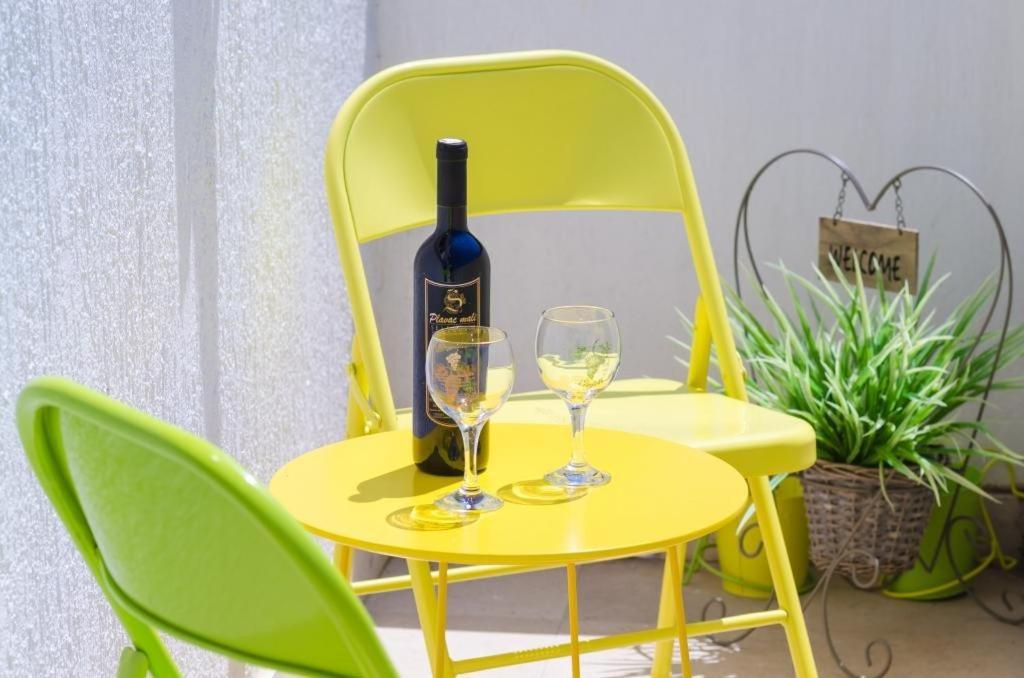 Blue Jelena Appartement *